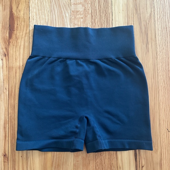 PrettyLittleThing Blue Athletic Shorts - Picture 1 of 5